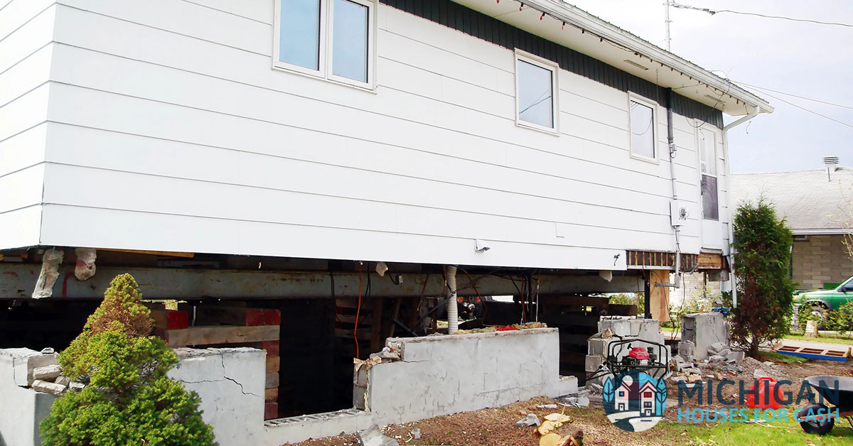 Selling a House With Foundation Issues: Your Best Options